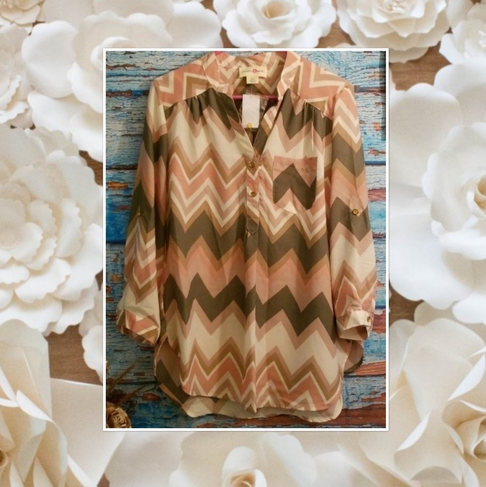 🆕️🏷Chevron Top